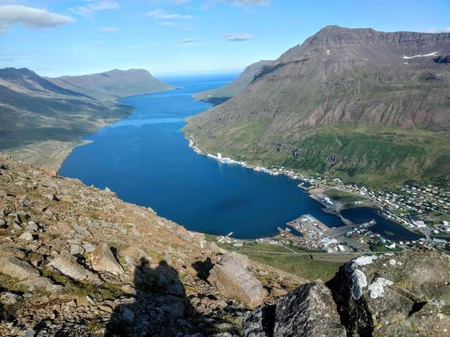 Apartament Nylenda Seyðisfjörður Zewnętrze zdjęcie