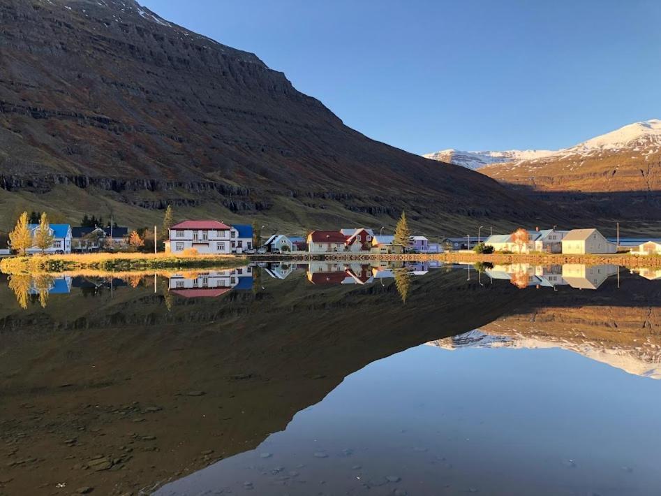 Apartament Nylenda Seyðisfjörður Zewnętrze zdjęcie
